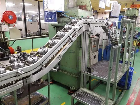 Aplikasi dari  buffer/accumulation conveyor