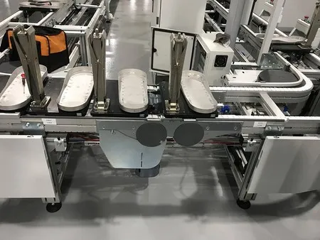 Aplikasi dari  buffer/accumulation conveyor